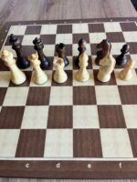 “Şampiyonlar” Ahşap Satranç Taşları (Şimşir ve Ceviz)